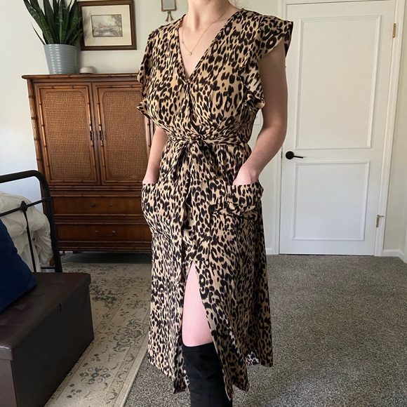 Sienna Sky Dresses & Skirts - Leopard print midi dress